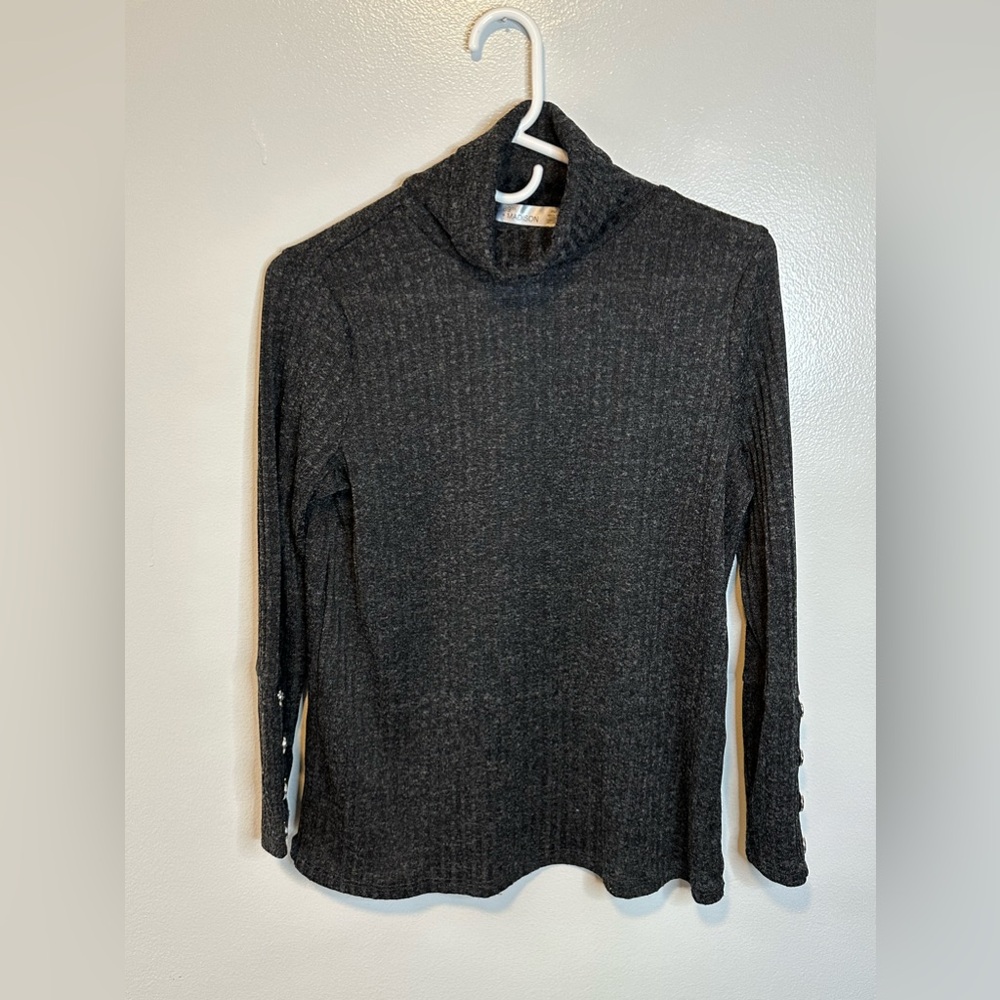 Women’s Top Size L